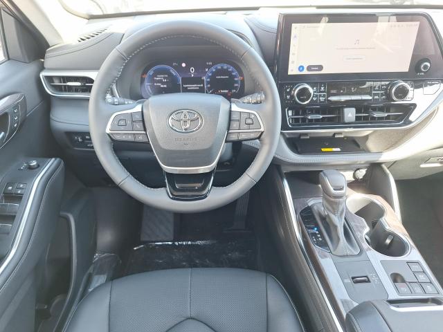 TOYOTA HIGHLANDER 2.5 Hybrid Executive CVT Skyview. VONÓHOROG