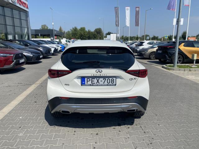 INFINITI QX30 2.2d Premium Tech AWD 7DCT