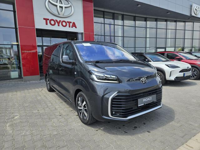 TOYOTA PROACE 2.0 D-4D Business Comfort – L2H1 (9 személyes ) Rendelhető