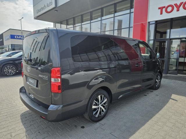 TOYOTA PROACE 2.0 D-4D Business Comfort – L2H1 (9 személyes ) Rendelhető