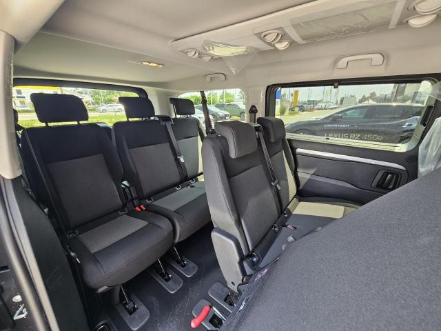 TOYOTA PROACE 2.0 D-4D Business Comfort – L2H1 (9 személyes ) Rendelhető