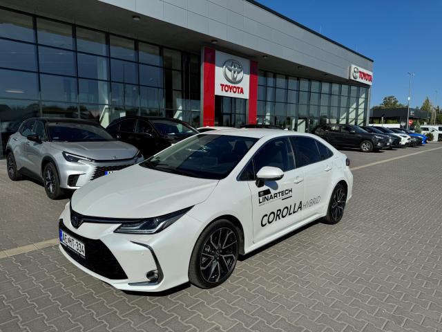 TOYOTA COROLLA Sedan 1.8 Hybrid Executive e-CVT 5. GEN.! KÉSZLETRŐL! AZONNAL!