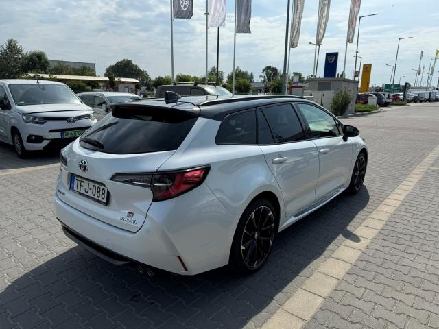 TOYOTA COROLLA Touring Sports 2.0 Hybrid GR-Sport Dynamic e-CVT