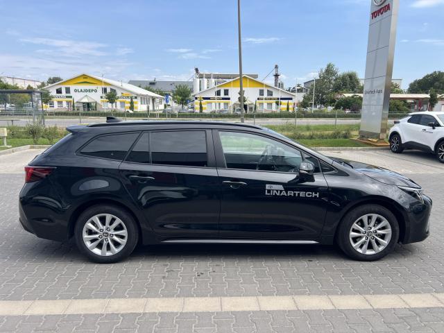 TOYOTA COROLLA Touring Sports 1.8 Hybrid Comfort Tech e-CVT 9650KM! + sötétítés a gyári felszereltségen felül!