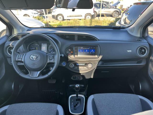 TOYOTA YARIS 1.5 VVT-i Hybrid Trend Y20 e-CVT Újszerű állapot!! 42000KM!!!