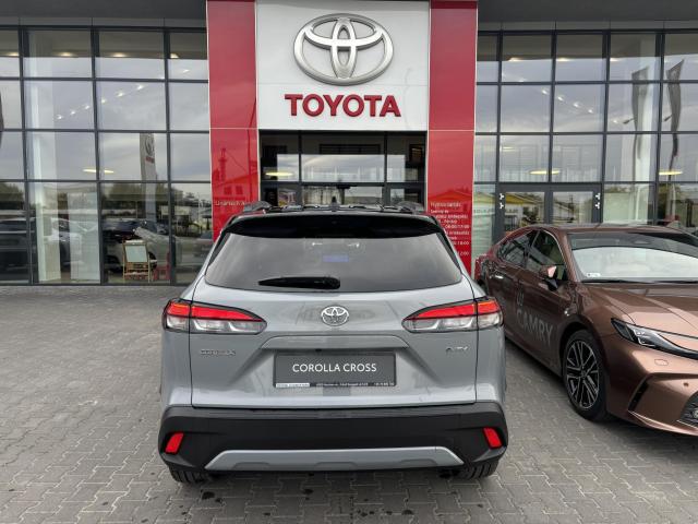 TOYOTA COROLLA CROSS 2.0 Hybrid Executive e-CVT Készletről!