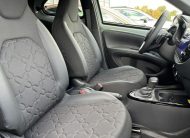 TOYOTA AYGO X 1.0 VVT-i Executive Smart CVT