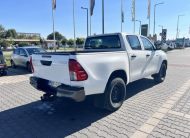 TOYOTA HI LUX Hilux 2.4 D-4D 4×4 Double Active