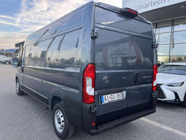 TOYOTA PROACE MAX Rendelhető