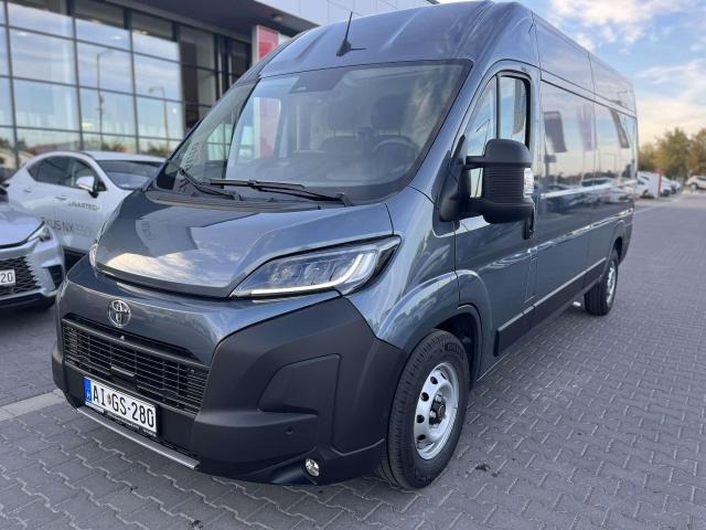 TOYOTA PROACE MAX Rendelhető