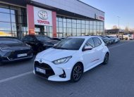 TOYOTA YARIS 1.5 Hybrid Comfort Style Tech e-CVT ÁFÁS nagyon kevés KM!!