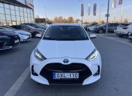 TOYOTA YARIS 1.5 Hybrid Comfort Style Tech e-CVT ÁFÁS nagyon kevés KM!!