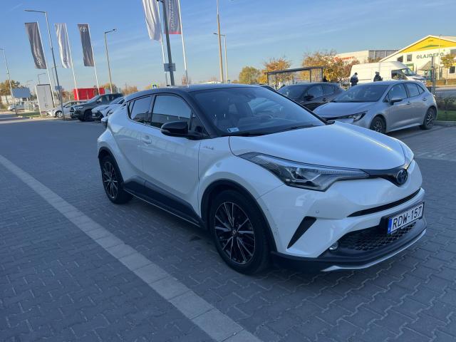 TOYOTA C-HR 1.8 Hybrid Selection e-CVT Végig szervizkönyves autó