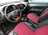 TOYOTA AYGO X 1.0 VVT-i Undercover