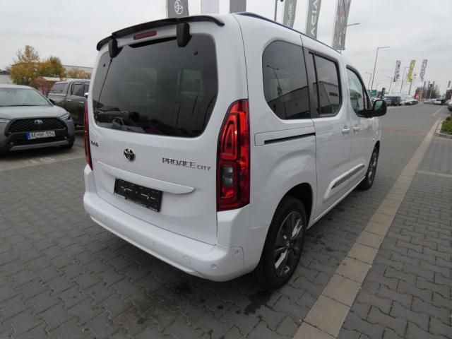 TOYOTA PROACE City Verso 1.5D Family Plus L1H1