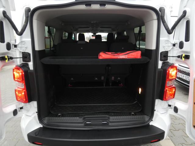 TOYOTA PROACE 2.0 D-4D Shuttle Comfort L2H1