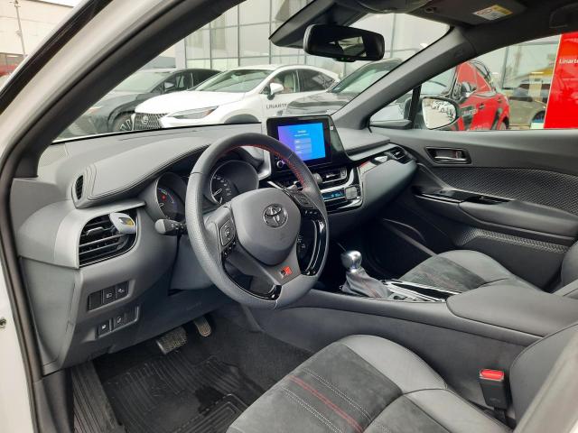 TOYOTA C-HR 2.0 Hybrid GR Sport e-CVT Kevés KM! Kitűnő állapot