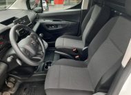 TOYOTA PROACE City 1.5 D Active L1H1 Nagyon kevés km!!