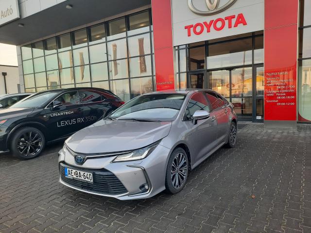 TOYOTA COROLLA Touring Sports 1.8 Hybrid Comfort Style Tech e-CVT