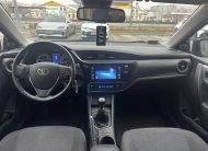 TOYOTA COROLLA Sedan 1.6 Active Trend Kevés km! Újszerű állapotban!