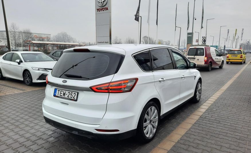 FORD S-MAX 2.0 TDCi Titanium Vezérlés cserélve. nagyon megkímélt állapotban!
