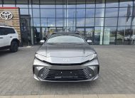 TOYOTA CAMRY 2.5 Hybrid Executive e-CVT Készletről elérhető. a feltüntett ár céges vásárlás esetén érvényes