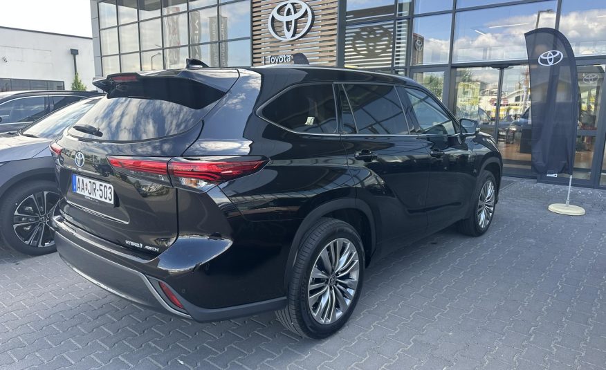 TOYOTA HIGHLANDER 2.5 Hybrid Prestige Tech CVT 2022 év végi gyártás. hibátlan állapotban