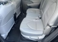 TOYOTA HIGHLANDER 2.5 Hybrid Prestige Tech CVT 2022 év végi gyártás. hibátlan állapotban