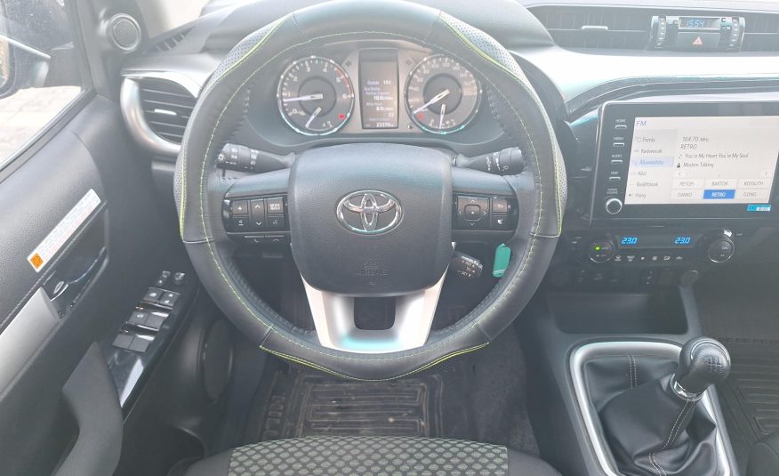 TOYOTA HI LUX Hilux 2.8 D-4D 4×4 Double Active