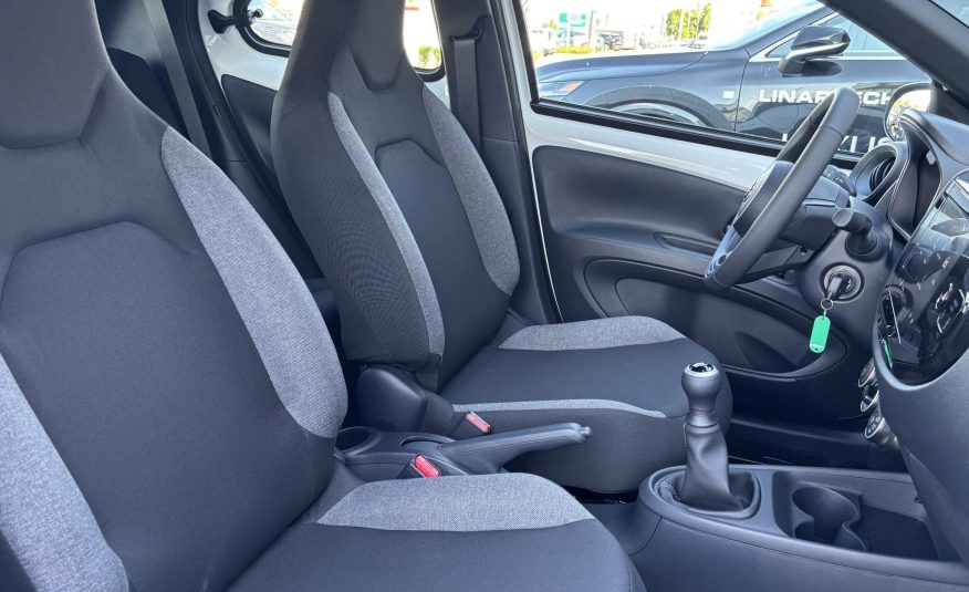 TOYOTA AYGO X 1.0 VVT-i Comfort Business