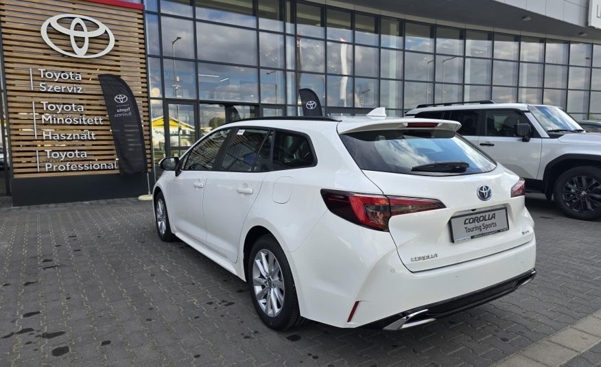 TOYOTA COROLLA 1.8 Hybrid Comfort Tech e-CVT Rendelhető / Az ár céges vásárlás esetén érvényes