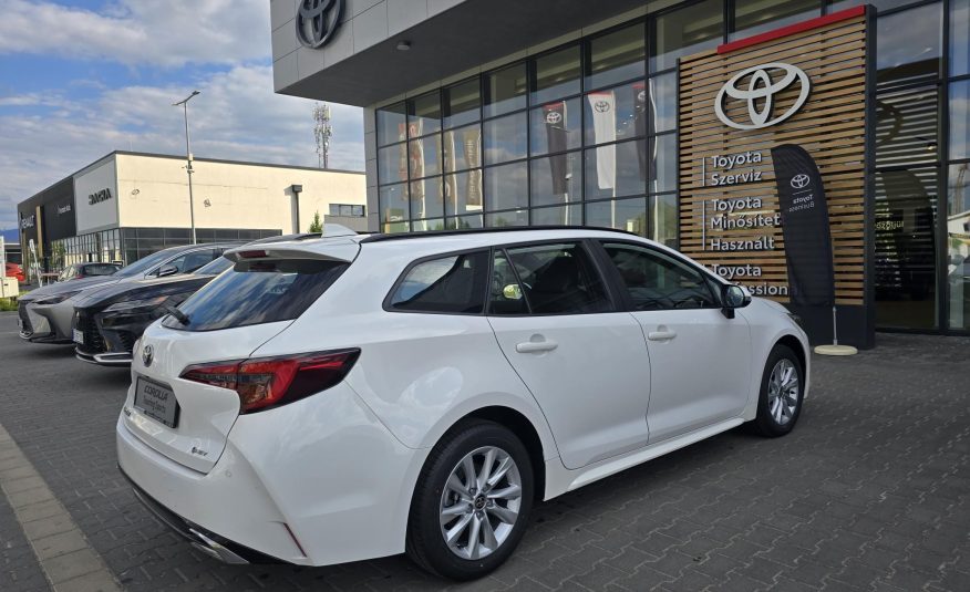 TOYOTA COROLLA 1.8 Hybrid Comfort Tech e-CVT Rendelhető / Az ár céges vásárlás esetén érvényes