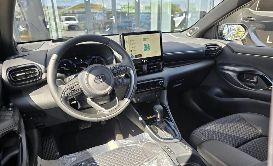 TOYOTA YARIS 1.5 Hybrid Executive VIP e-CVT JBL Hangrendszer / Rendelhető