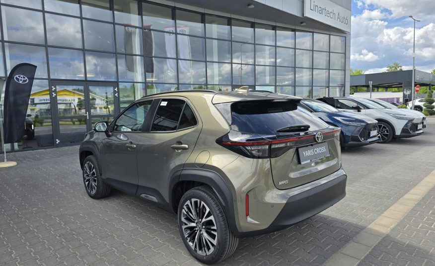 TOYOTA YARIS CROSS 1.5 Hybrid Executive Monotone Tech e-CVT Készlet erejéig elérhető