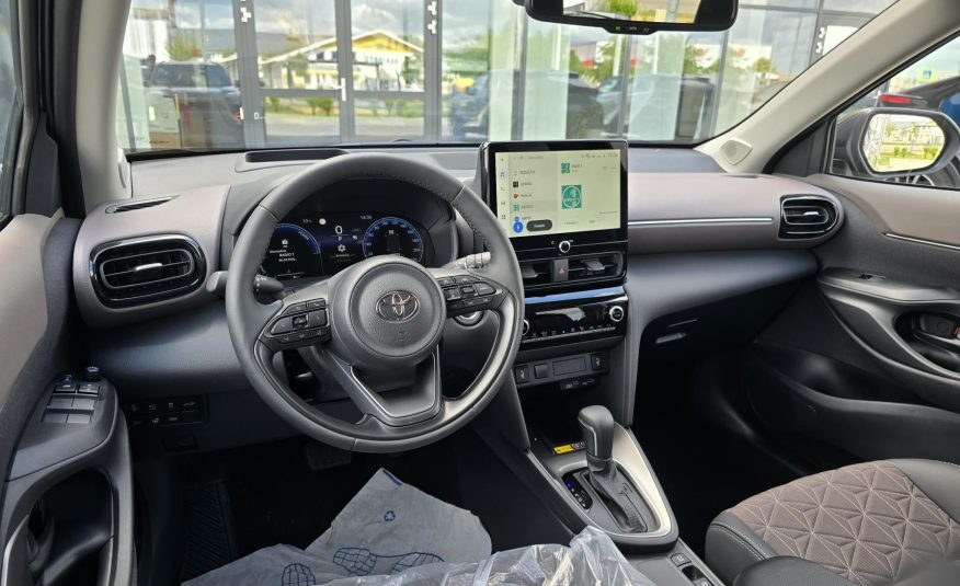 TOYOTA YARIS CROSS 1.5 Hybrid Executive Monotone Tech e-CVT Készlet erejéig elérhető