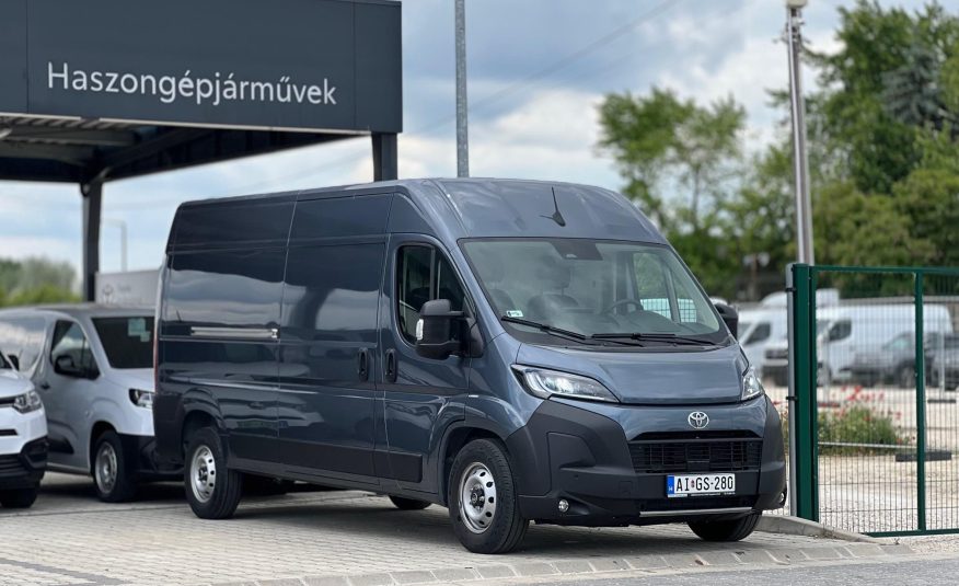 TOYOTA PROACE Max 2.2 D-4D L3H2 3.5 t Executive AT8 Teszt/bemutató autó