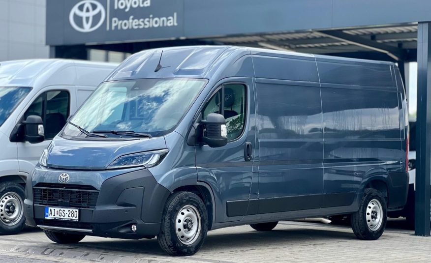 TOYOTA PROACE Max 2.2 D-4D L3H2 3.5 t Executive AT8 Teszt/bemutató autó