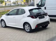 TOYOTA YARIS Van 1.5 Hybrid Active e-CVT Rendelhető
